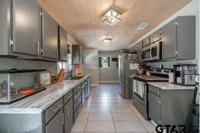 11300 County Road 2326, Tyler, TX 75707 - Photo 10
