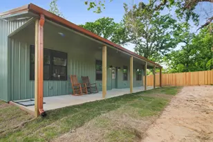 22522 Pine St, Flint, TX 75762 - Photo 1