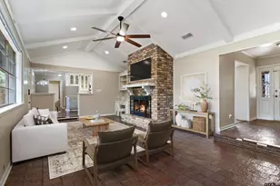 707 Barclay, Tyler, TX 75703 - Photo 10