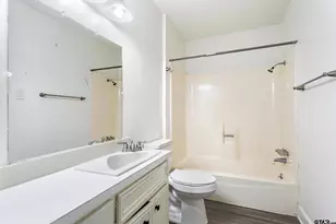 2226/2302 Aberdeen Dr, Tyler, TX 75703 - Photo 14