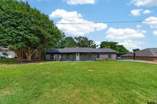 206 Elm St, Winona, TX 75792 - Photo 2