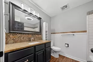 206 Elm St, Winona, TX 75792 - Photo 18