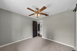206 Elm St, Winona, TX 75792 - Photo 22