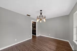 206 Elm St, Winona, TX 75792 - Photo 6
