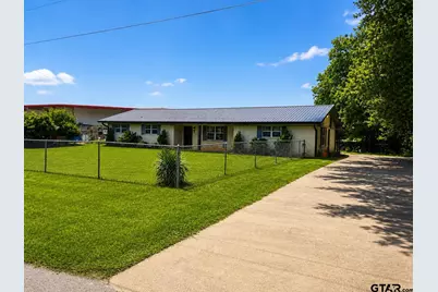 546 Old San Augustine Hwy, Center, TX 75935 - Photo 1
