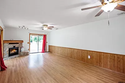 781 Fm 315 S, Chandler, TX 75758 - Photo 16