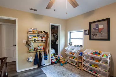 524 W Buchanan St, Mineola, TX 75773 - Photo 14