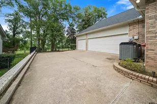 1701 Royal Oak Dr, Tyler, TX 75703 - Photo 34