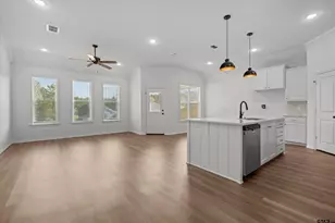 7908 Greenhill Drive, Tyler, TX 75703 - Photo 6