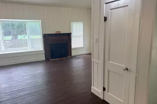 605 E Calvert, Troup, TX 75789 - Photo 10