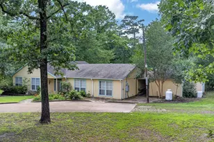 540 Cr 4677, Kennard, TX 75847 - Photo 2