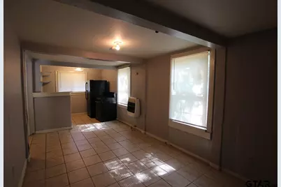 1523 W 2nd St., Tyler, TX 75701 - Photo 2