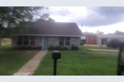 221 Locker Plant Rd, Gladewater, TX 75647 - Photo 4