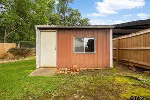 2033 Neeley St, Tyler, TX 75701 - Photo 44
