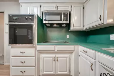 2529 Shenandoah Drive, Tyler, TX 75701 - Photo 10