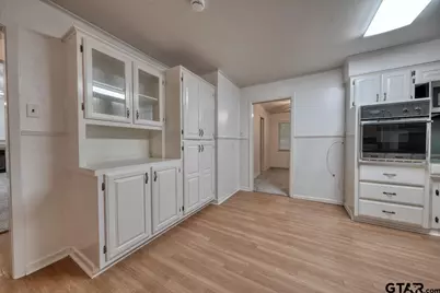 2529 Shenandoah Drive, Tyler, TX 75701 - Photo 8
