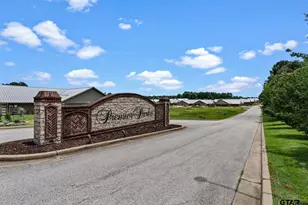 1619 Big Bend, Longview, TX 75605 - Photo 20