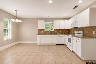 17050 Mary Martin, Flint, TX 75762 - Photo 10