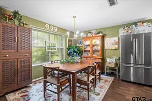 407 Briar Ct, Overton, TX 75684 - Photo 8