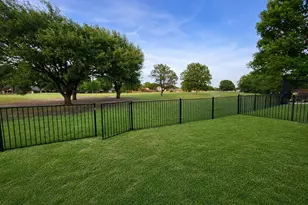 2806 Laurel Oak Dr, Garland, TX 75044 - Photo 20