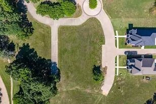 105 Winding Oaks Dr, Bullard, TX 75757 - Photo 1