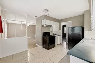 1919 Bradshaw, Tyler, TX 75702 - Photo 10