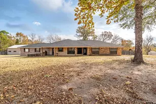 2906 Vz Cr 4923, Ben Wheeler, TX 75754 - Photo 2