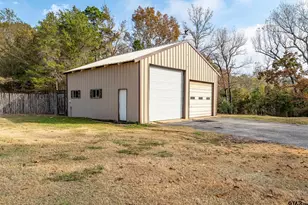 2906 Vz Cr 4923, Ben Wheeler, TX 75754 - Photo 4