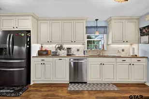 460 Co Rd 4612, Troup, TX 75789 - Photo 8