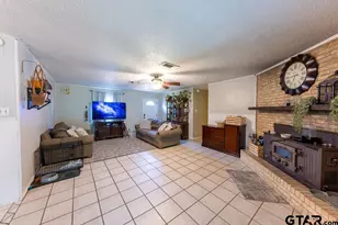 303 Wanda Dr, Winnsboro, TX 75494 - Photo 4