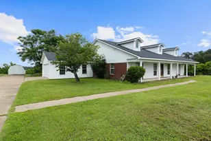 1831 Scarlet Oak, Gilmer, TX 75645 - Photo 2