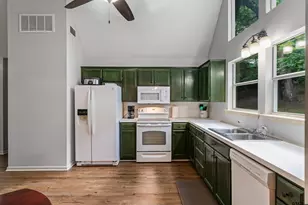 178 Butternut Glen, Holly Lake Ranch, TX 75765 - Photo 16