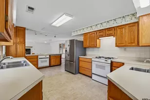 102 Summerall, Mabank, TX 75156 - Photo 6