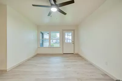 611 Hickory, Hughes Springs, TX 75656 - Photo 18