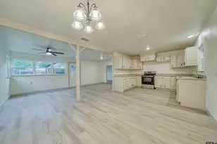 611 Hickory, Hughes Springs, TX 75656 - Photo 12