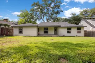 1118 W Camellia St, Tyler, TX 75701 - Photo 2