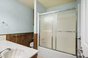 1915 Castlegate, Henderson, TX 75654 - Photo 14