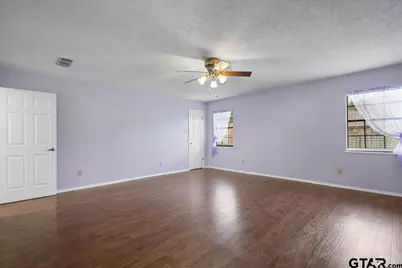 1915 Castlegate, Henderson, TX 75654 - Photo 28