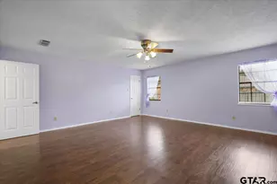 1915 Castlegate, Henderson, TX 75654 - Photo 28