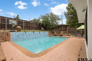 5707 Persimmon Dr, Tyler, TX 75707 - Photo 2