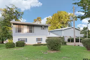 2118 W Lake Dr, Gladewater, TX 75647 - Photo 4