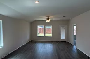 3013 Hidden Vly Dr, Lindale, TX 75706 - Photo 10