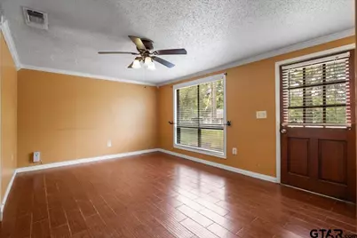 2319 Danica Dr, Tyler, TX 75701 - Photo 4