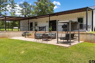 704 W Ross, Troup, TX 75789 - Photo 4