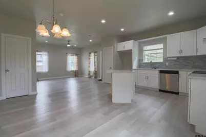 1000 N Spring, Grand Saline, TX 75140 - Photo 6