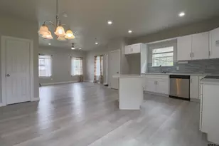 1000 N Spring, Grand Saline, TX 75140 - Photo 6
