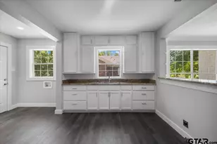 1304 N Ross, Tyler, TX 75702 - Photo 12