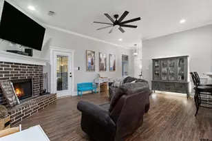 19890 Meadow W Ln, Flint, TX 75762 - Photo 8