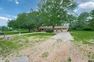 8798 Hill N Dale Rd, Tyler, TX 75709 - Photo 4