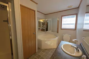 21587 Ravenwood Dr, Chandler, TX 75758 - Photo 18